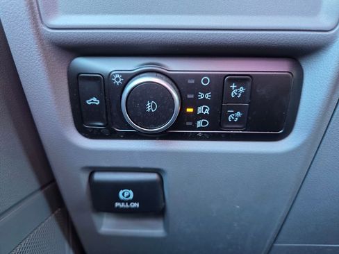 Used 2023 Ford F150 XLT w/ Trailer Tow Package image 21