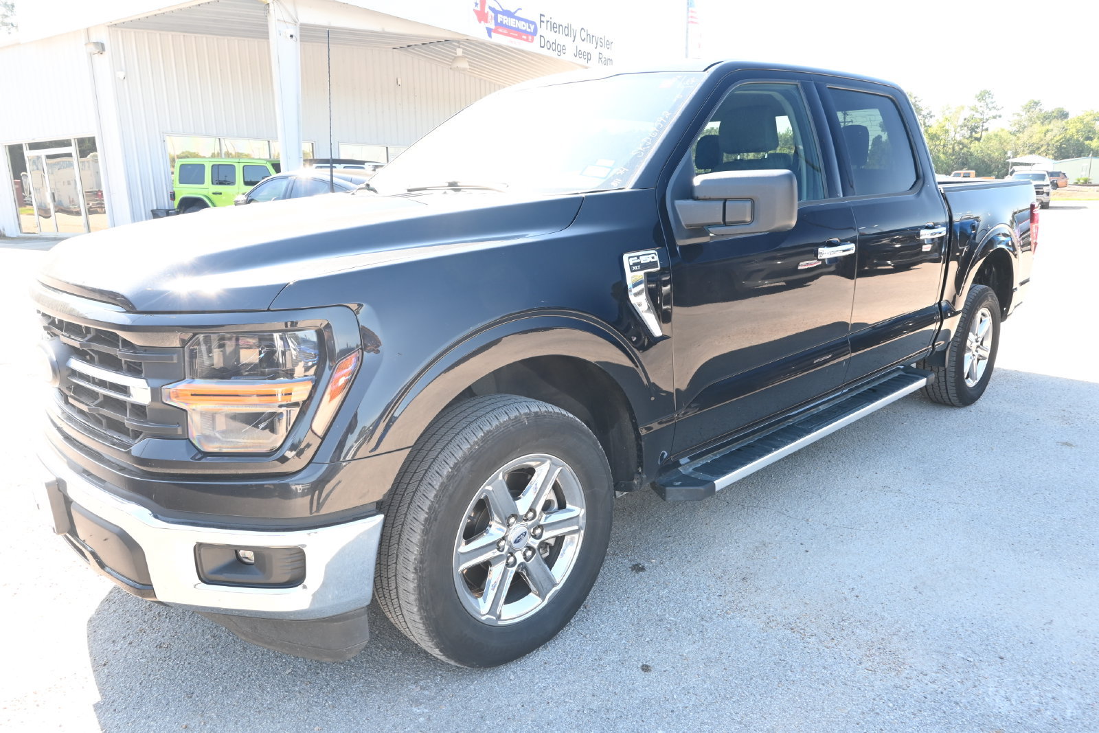 Used 2025 Ford F150 XLT w/ Equipment Group 301A Standard RWD image 5