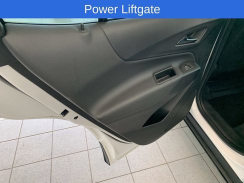 Used 2024 Chevrolet Equinox LT AWD/4WD image 11