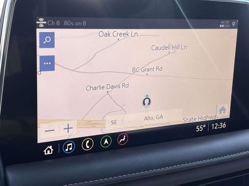 Used 2021 GMC Yukon SLT w/ SLT Luxury Plus Package image 3