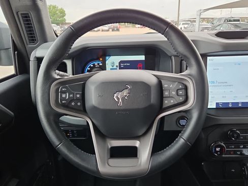 Used 2024 Ford Bronco Black Diamond AWD/4WD image 19