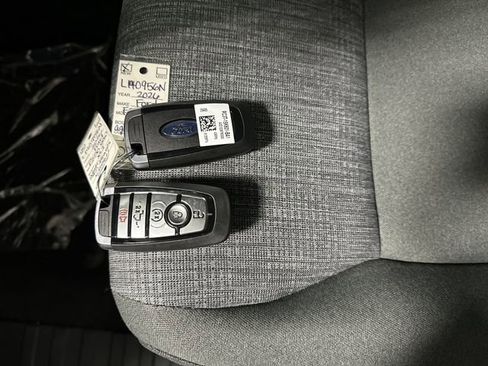 New 2026 Ford F250 XLT w/ XLT Premium Package image 30