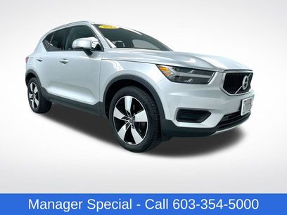 Used 2019 Volvo XC40 T5 Momentum