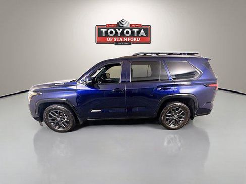 Used 2024 Toyota Sequoia Platinum image 4