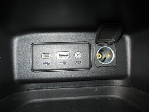 Used 2020 Chevrolet Equinox LT AWD/4WD image 13