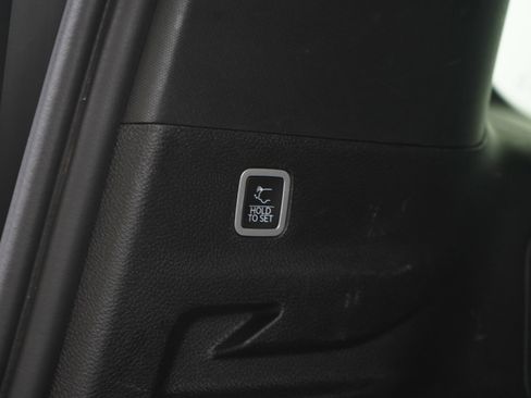 Used 2024 Jeep Wagoneer L Series II w/ Flexible Seating Group image 12