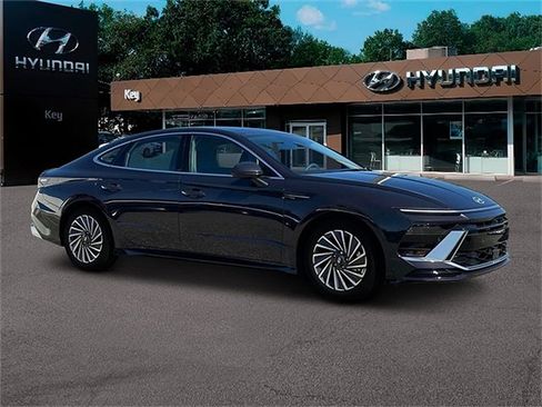 Certified 2024 Hyundai Sonata Limited image 10