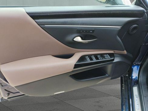 Used 2023 Lexus ES 350 w/ Premium Package FWD image 8
