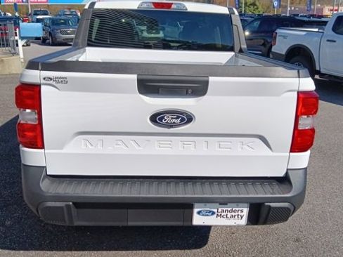 New 2025 Ford Maverick XL image 4