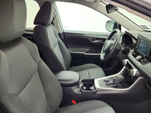 Used 2020 Toyota RAV4 XLE w/ XLE Grade Weather Package image 21