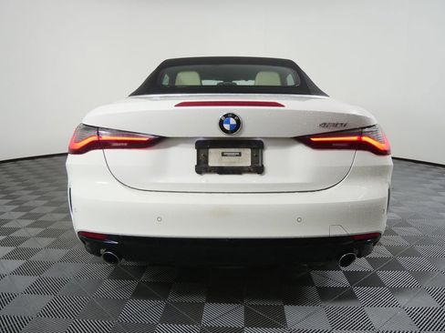 Certified 2024 BMW 430i Convertible w/ Convenience Package image 4