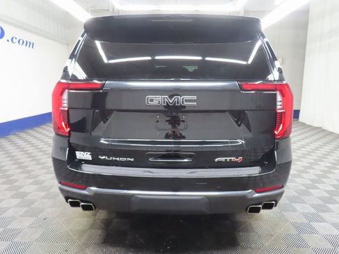Used 2025 GMC Yukon XL AT4 w/ AT4 Premium Package image 34