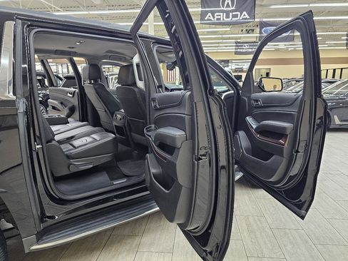 Used 2018 GMC Yukon XL SLT AWD/4WD image 12