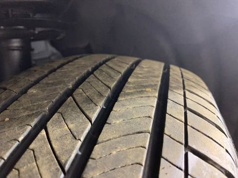 Used 2025 Ford Escape ST-Line image 35