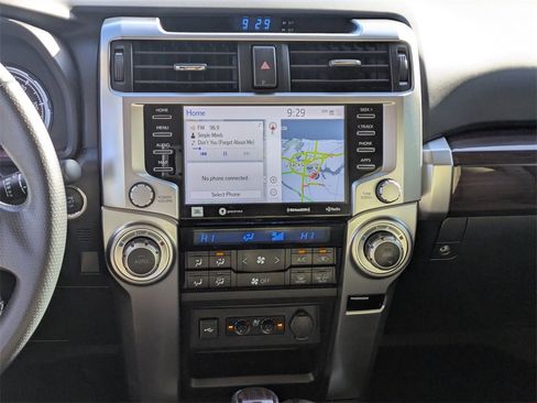 Used 2022 Toyota 4Runner Limited image 19