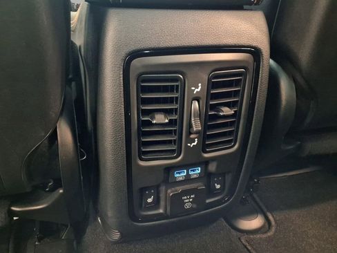 Used 2025 Dodge Durango R/T AWD/4WD image 24