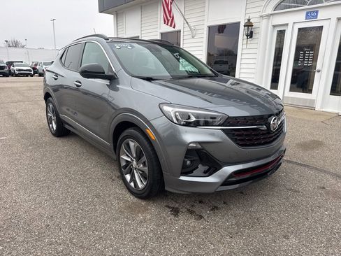Used 2020 Buick Encore GX Essence w/ Advanced Technology Package image 3