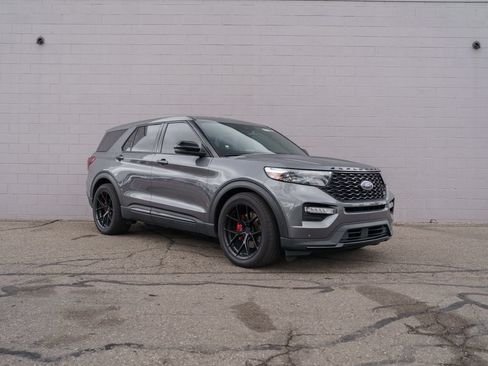 Used 2022 Ford Explorer ST w/ Equipment Group 401A AWD/4WD image 9