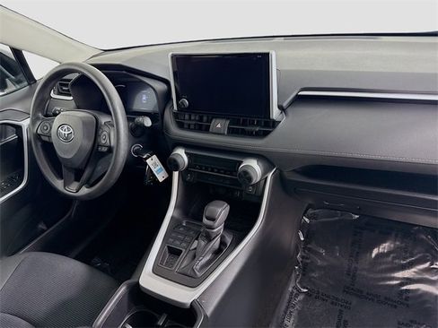 Certified 2024 Toyota RAV4 LE image 27