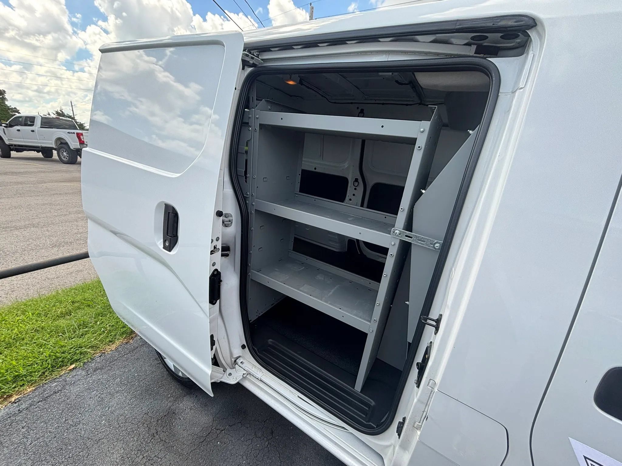 Used 2020 Nissan NV200 SV w/ Back Door Glass Package FWD image 29