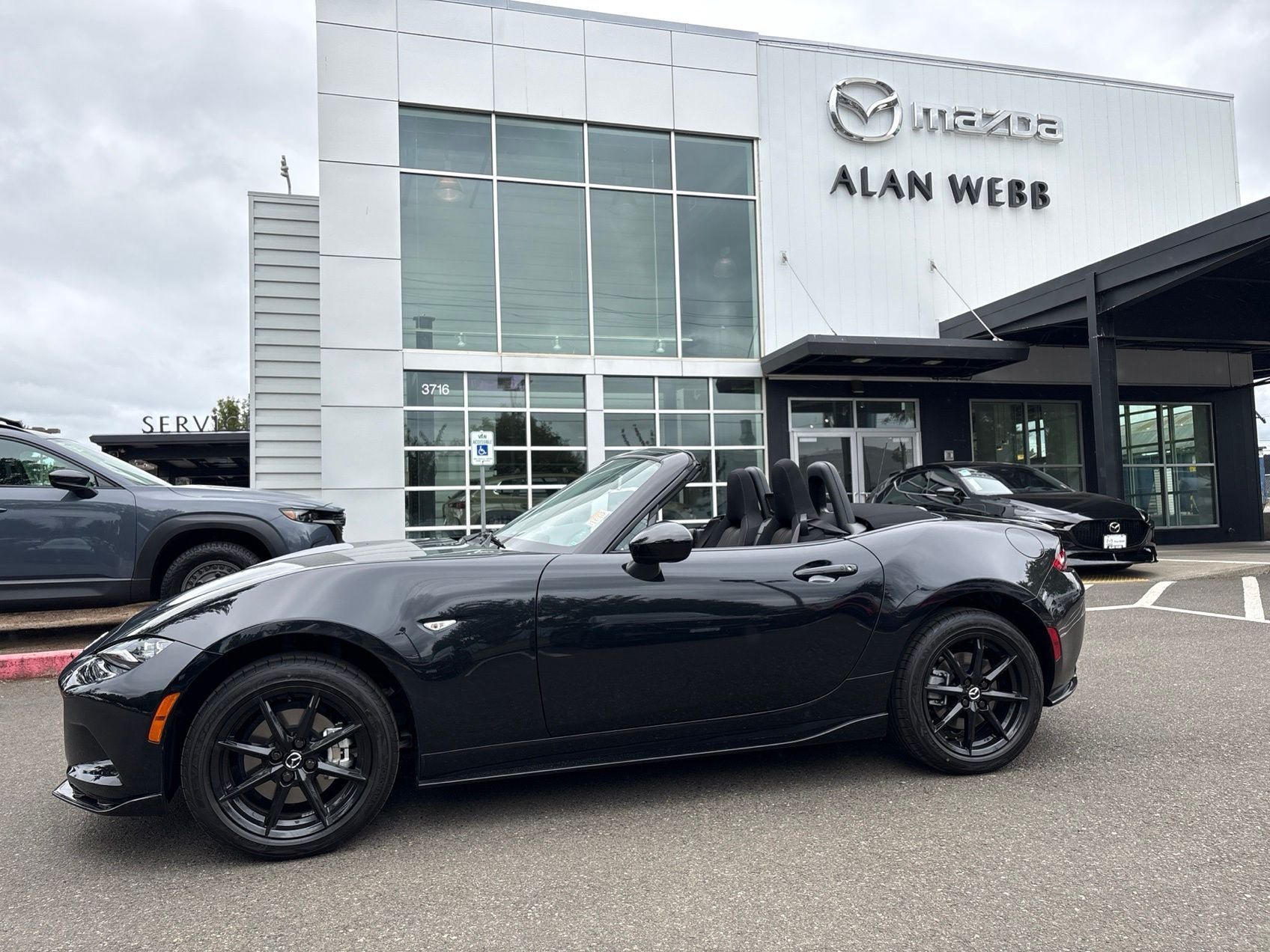 New 2026 MAZDA MX-5 Miata Sport w/ Appearance Package RWD image 16
