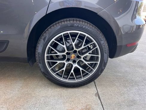 Used 2018 Porsche Macan S AWD/4WD image 36