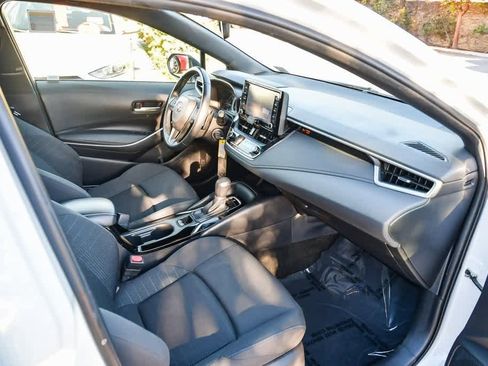 Used 2022 Toyota Corolla SE image 15