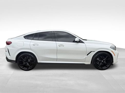 Used 2021 BMW X6 xDrive40i w/ M Sport Package AWD/4WD image 9
