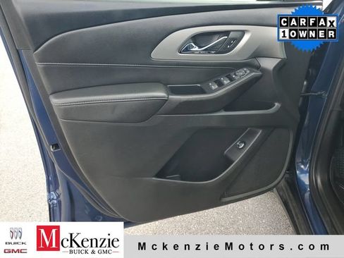 Used 2022 Chevrolet Traverse LT FWD image 8
