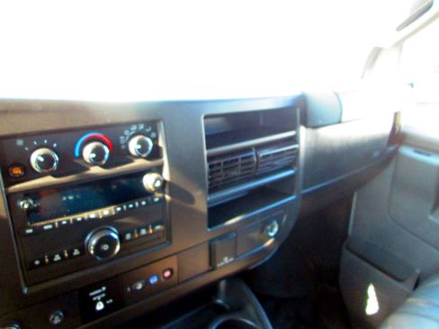 Used 2021 Chevrolet Express 2500 Extended w/ Driver Convenience Package image 10