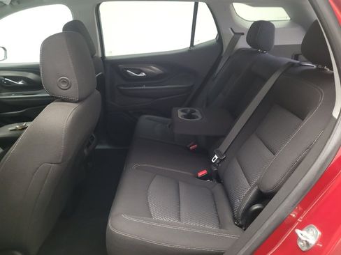 Used 2023 GMC Terrain SLE w/ Driver Convenience Package FWD image 18