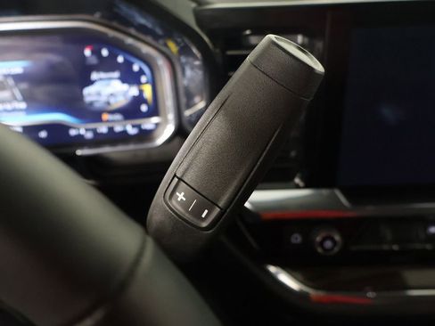 Used 2024 Chevrolet Silverado 1500 LT image 35