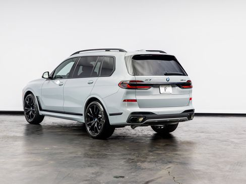 Used 2024 BMW X7 xDrive40i w/ M Sport Package image 15