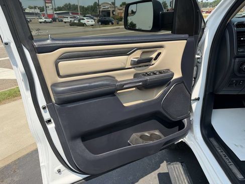 Used 2021 RAM 1500 Limited AWD/4WD image 11