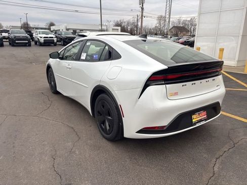 New 2026 Toyota Prius LE image 3