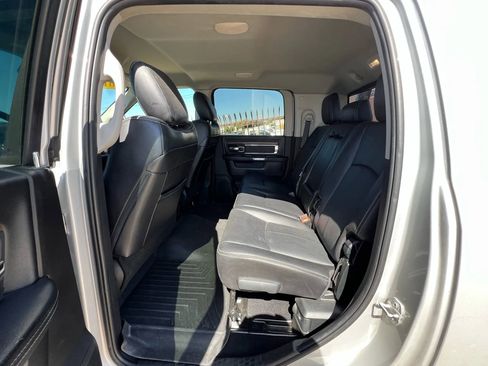 Used 2018 RAM 3500 Laramie image 17