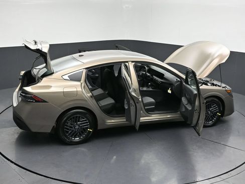 New 2026 Nissan Sentra SV w/ SV Convenience Package FWD image 30
