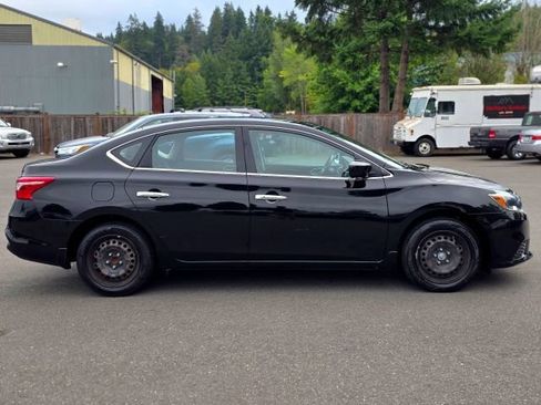 Used 2017 Nissan Sentra SV FWD image 8