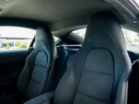 Certified 2025 Porsche 718 Cayman GTS RWD image 5