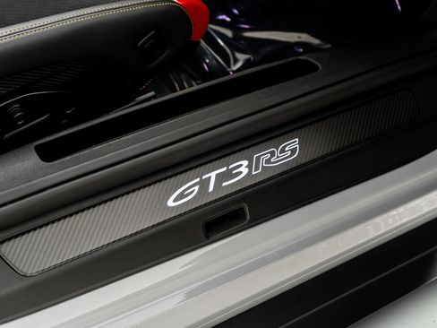 Used 2024 Porsche 911 GT3 RS image 38