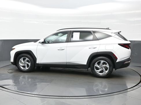 Used 2024 Hyundai Tucson SEL FWD image 3