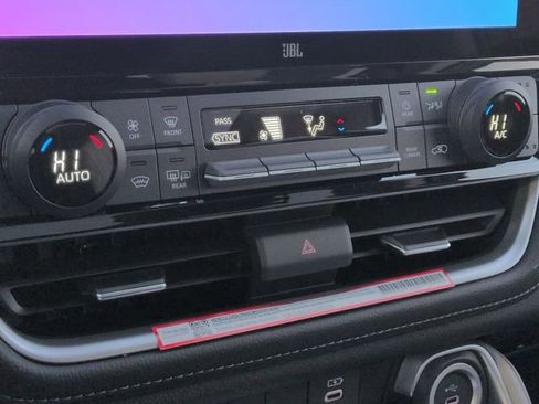 New 2026 Toyota Grand Highlander Limited image 21