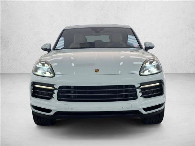 Used 2022 Porsche Cayenne Platinum Edition AWD/4WD image 2