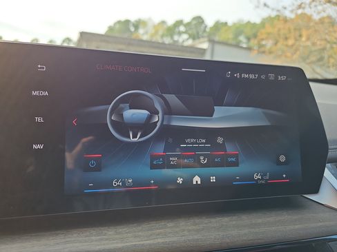 New 2026 BMW X1 M35i w/ Technology Package image 22