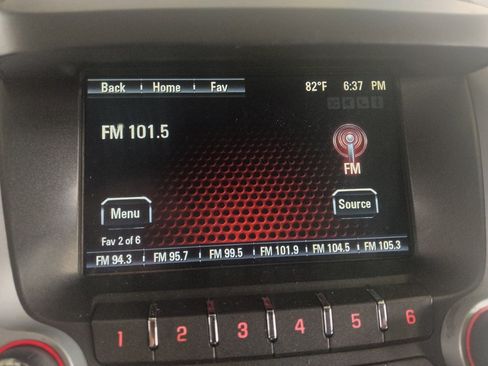 Used 2015 GMC Terrain SLE FWD image 25