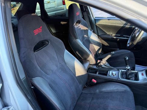 Used 2011 Subaru Impreza WRX STI image 57