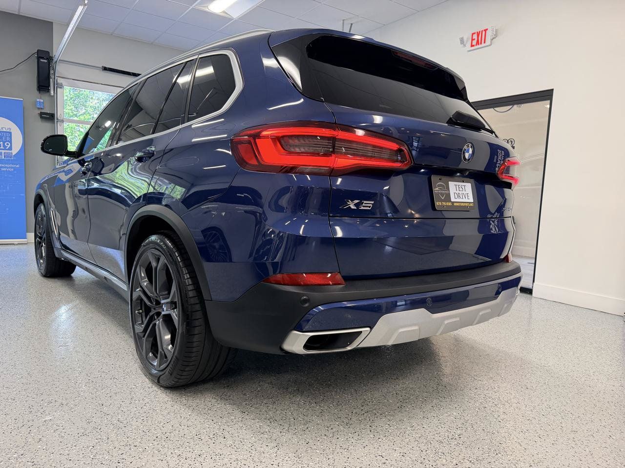 Used 2019 BMW X5 xDrive40i w/ Executive Package AWD/4WD image 5