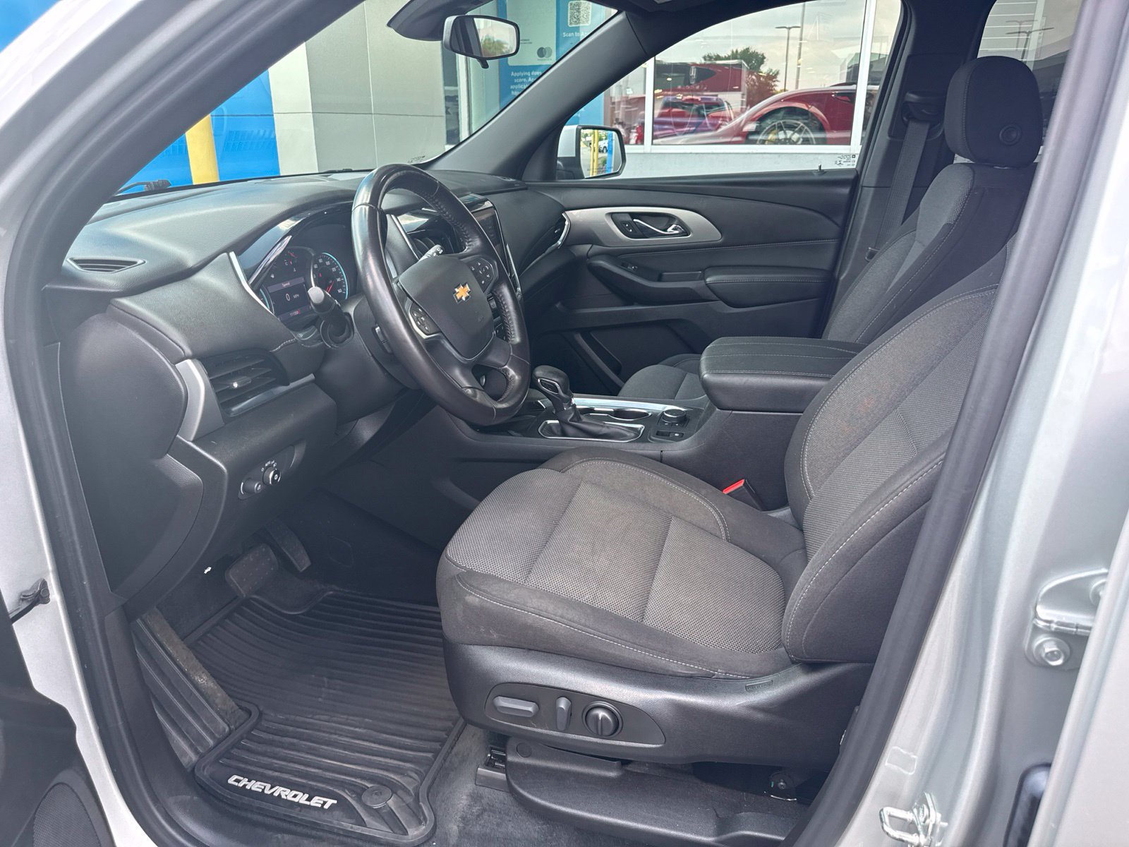 Used 2022 Chevrolet Traverse LT AWD/4WD image 20