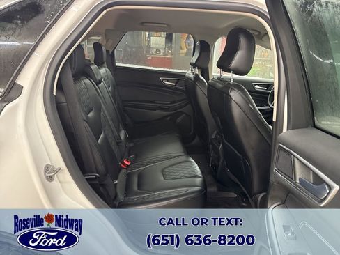 Used 2023 Ford Edge Titanium image 37
