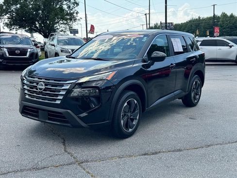 Certified 2024 Nissan Rogue SV FWD image 7